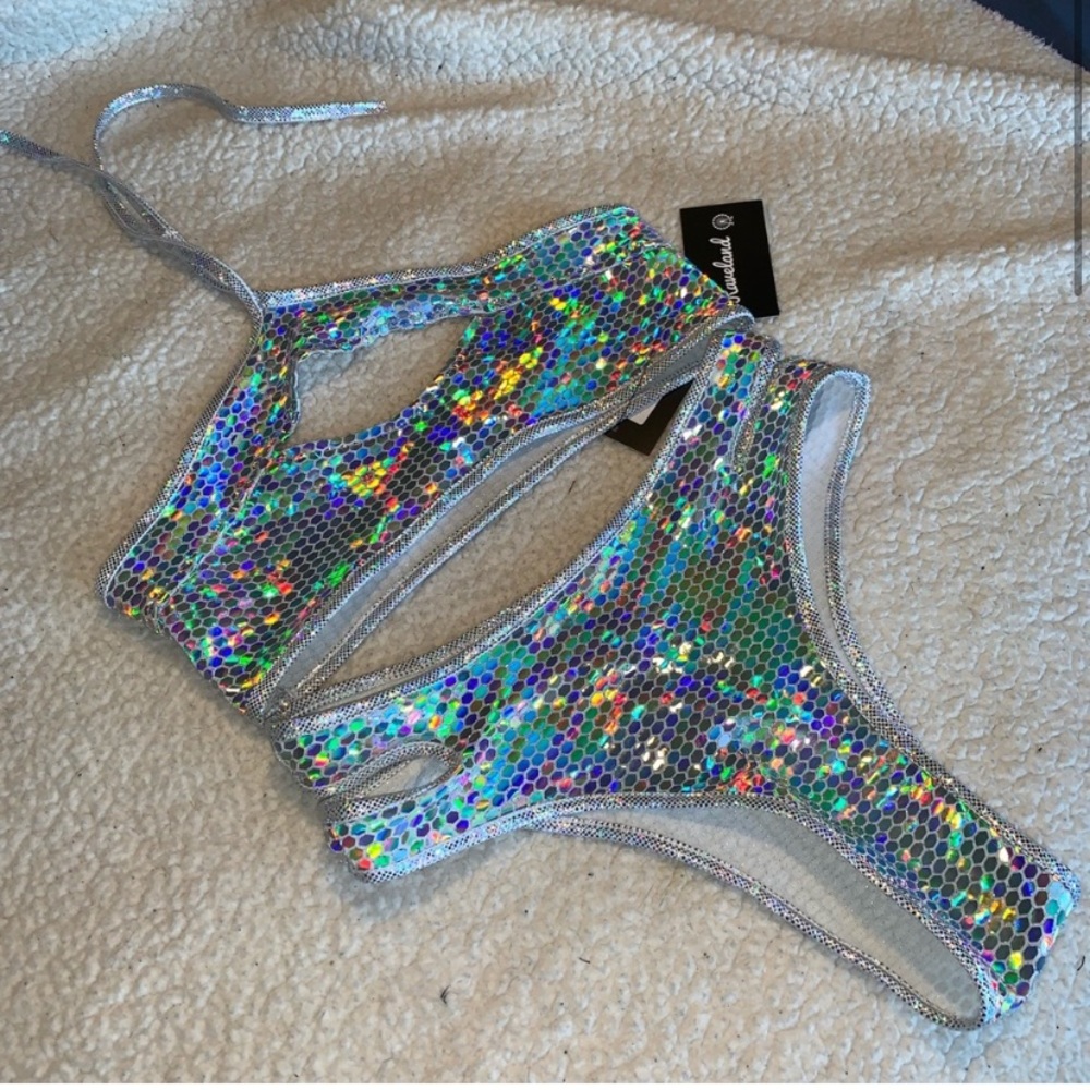 SOLD ON MERCARI - Picture 2 of 6